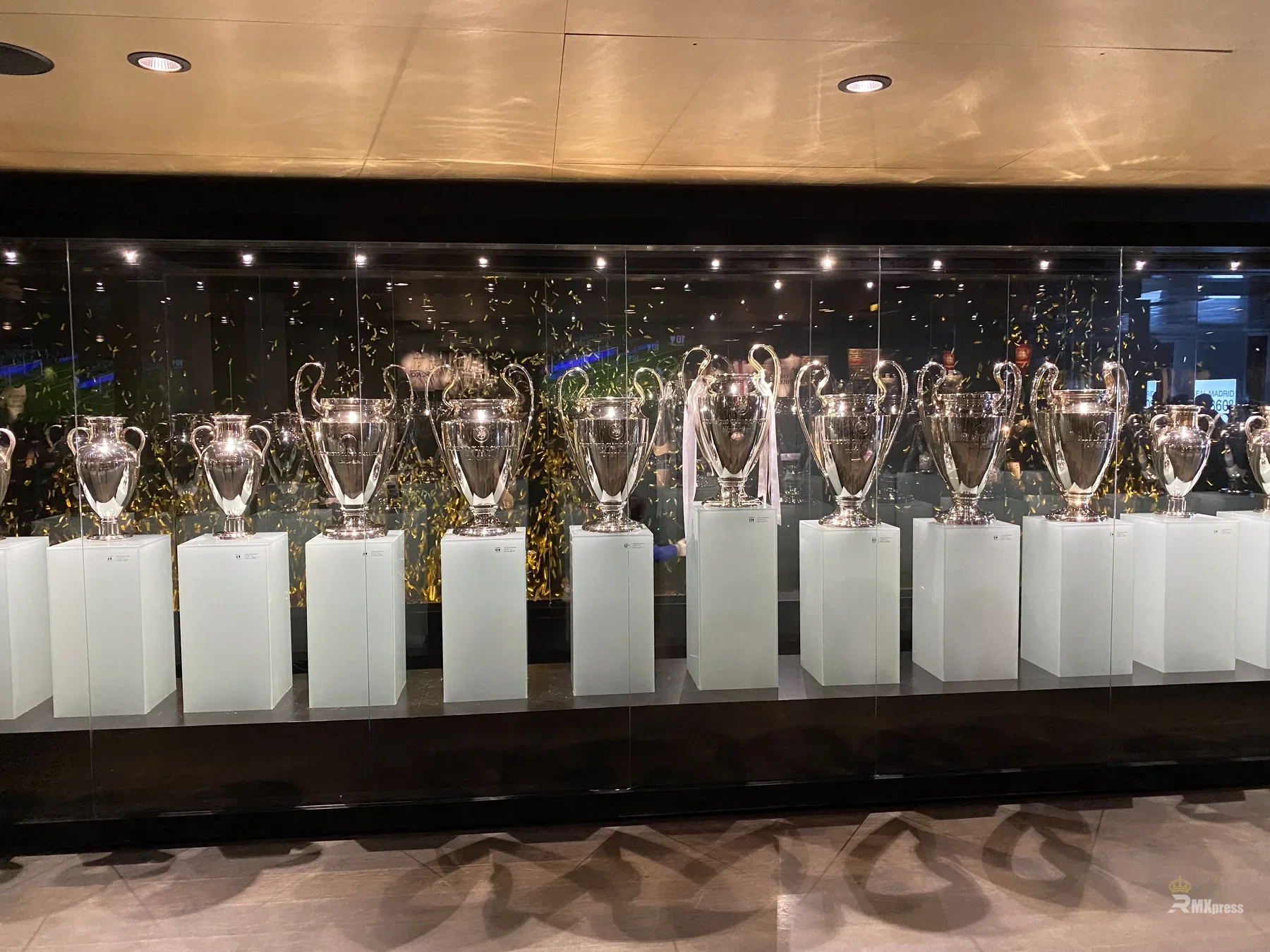 Europapokale bei der Bernabéu Tour